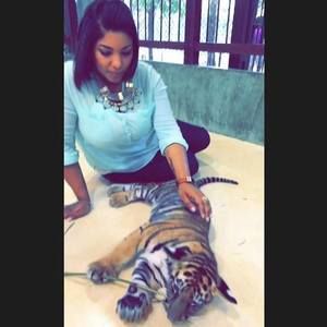 Meet your Posher, Sammar